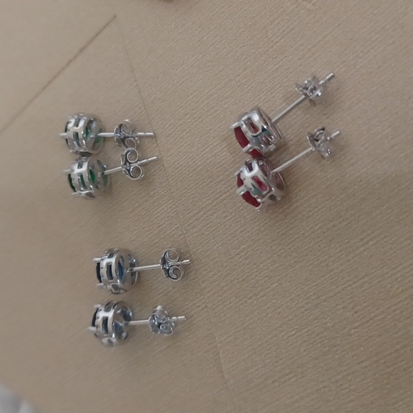 Radiance by Absolute Simulated Stud Earrings Set of 3 NIB - Picture 6 of 8